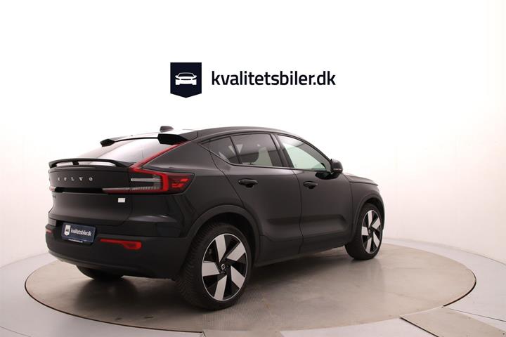 Sort Volvo C40 fra 2023