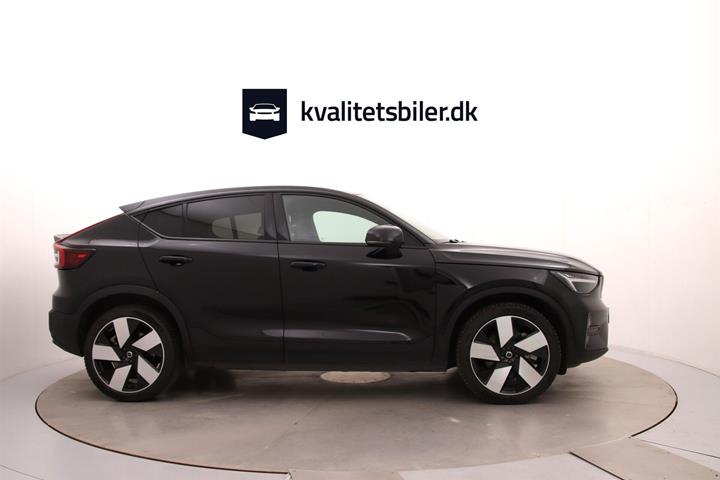 Sort Volvo C40 fra 2023