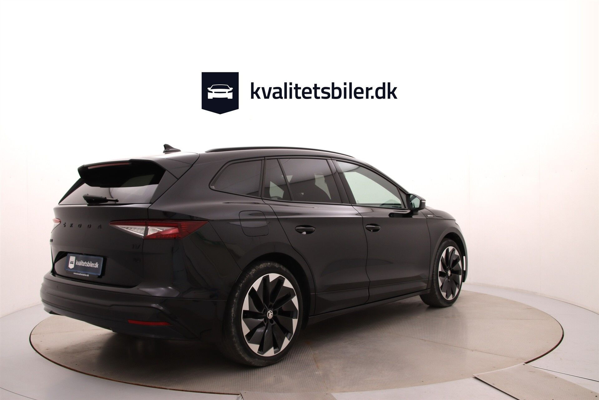 Sort Skoda Enyaq fra 2023