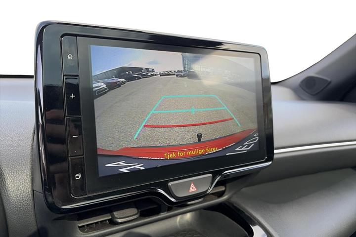 Rød Toyota Yaris Cross fra 2022