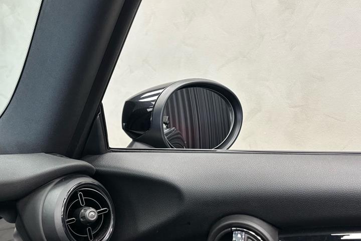 Sort Mini Cooper fra 2023