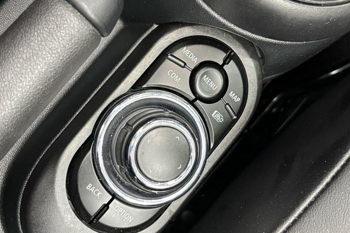 Sort Mini Cooper fra 2023