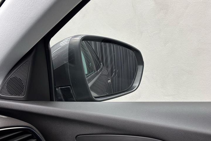 Sort Opel Grandland X fra 2018