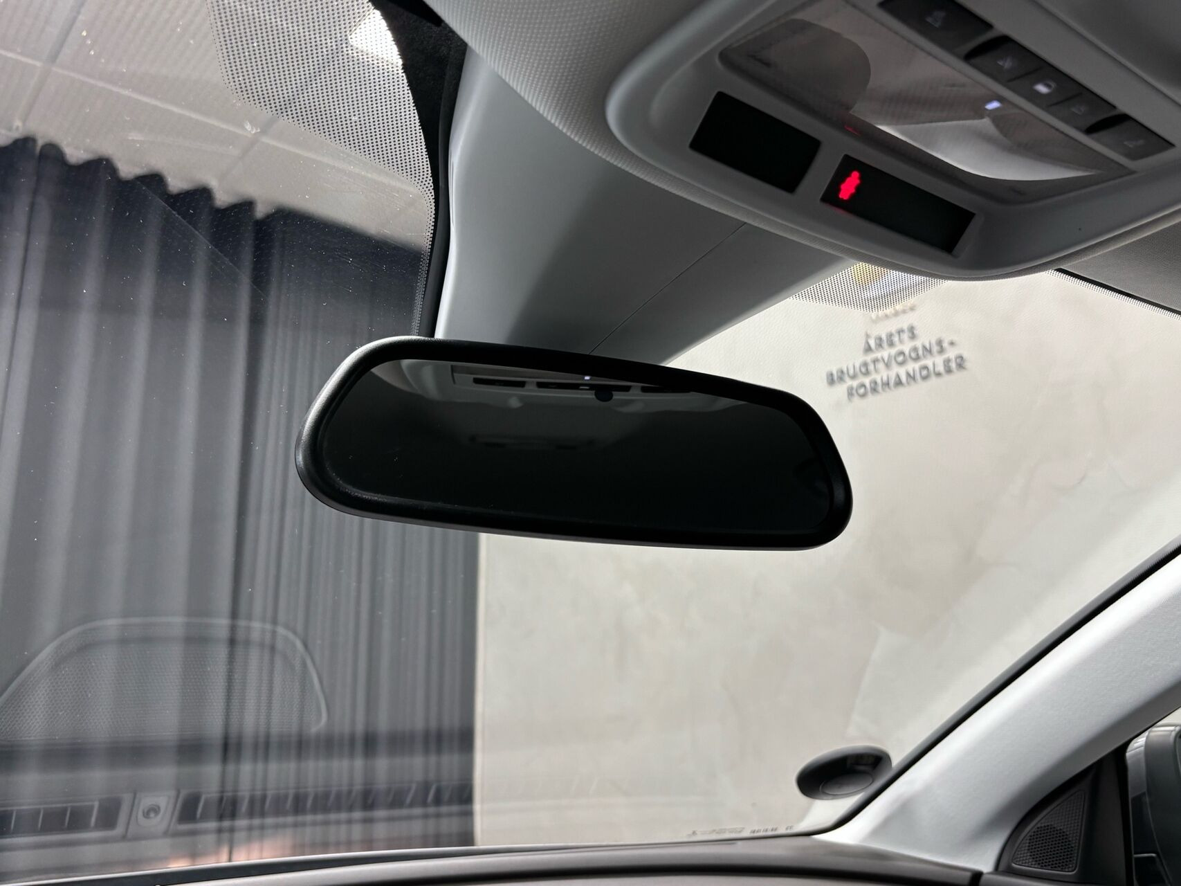 Sort Opel Grandland X fra 2018
