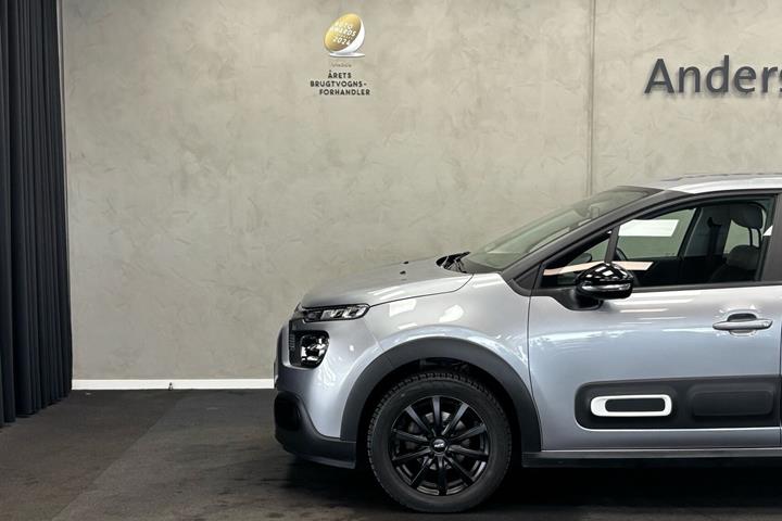 Grå Citroën C3 fra 2024