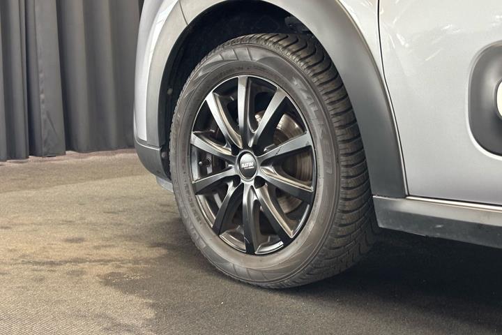 Grå Citroën C3 fra 2024