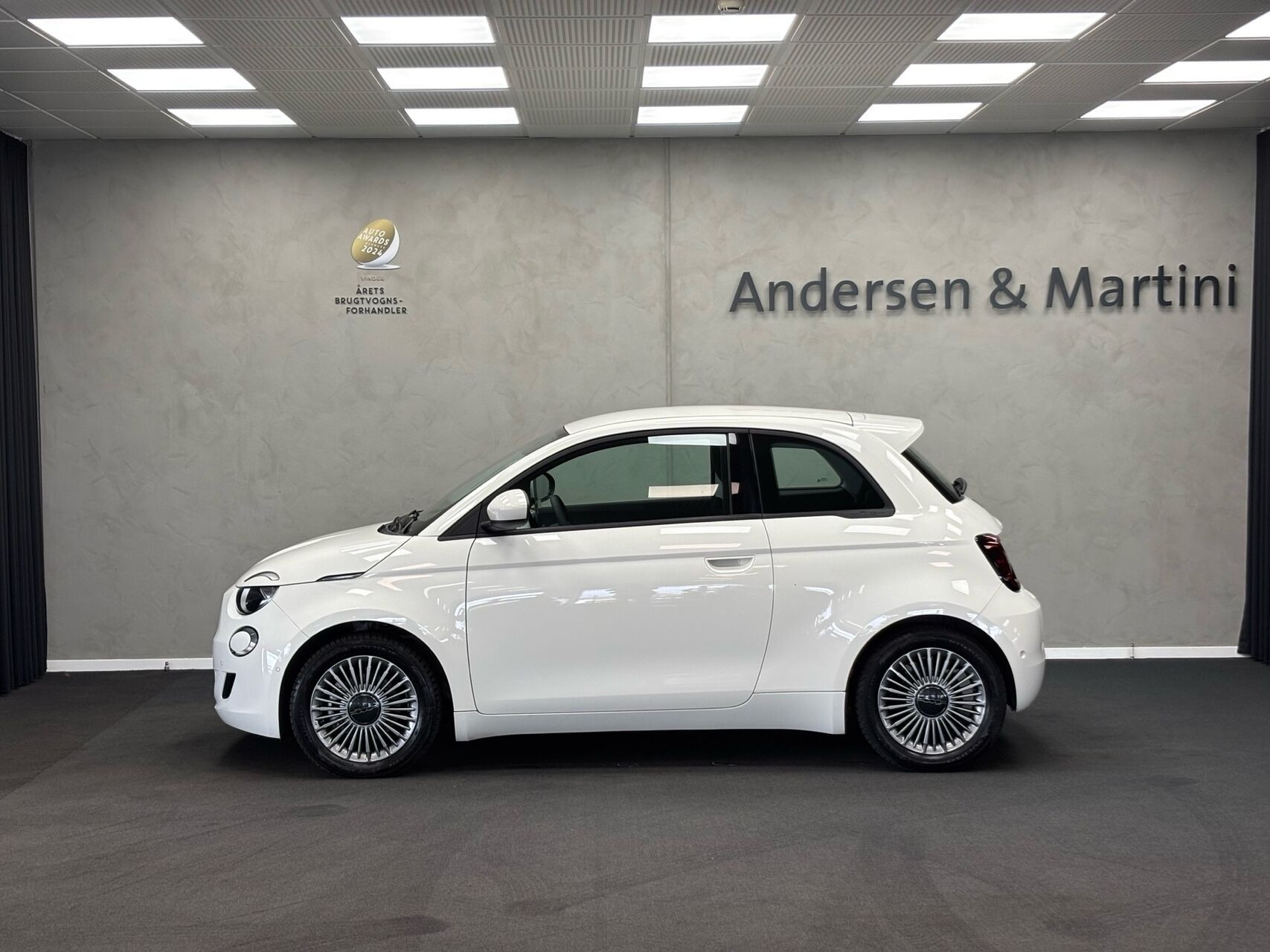 Sort Fiat 500e fra 2023