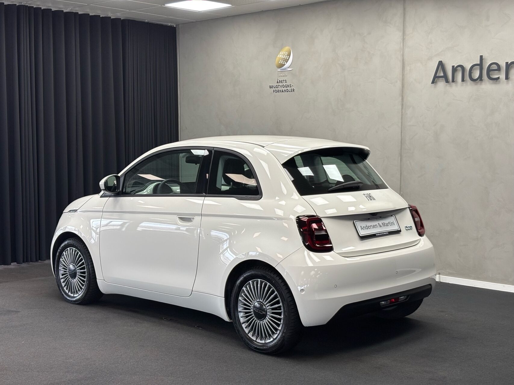 Sort Fiat 500e fra 2023