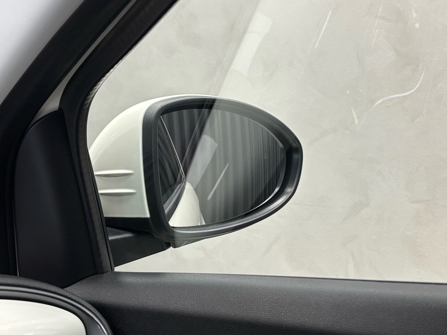 Sort Fiat 500e fra 2023