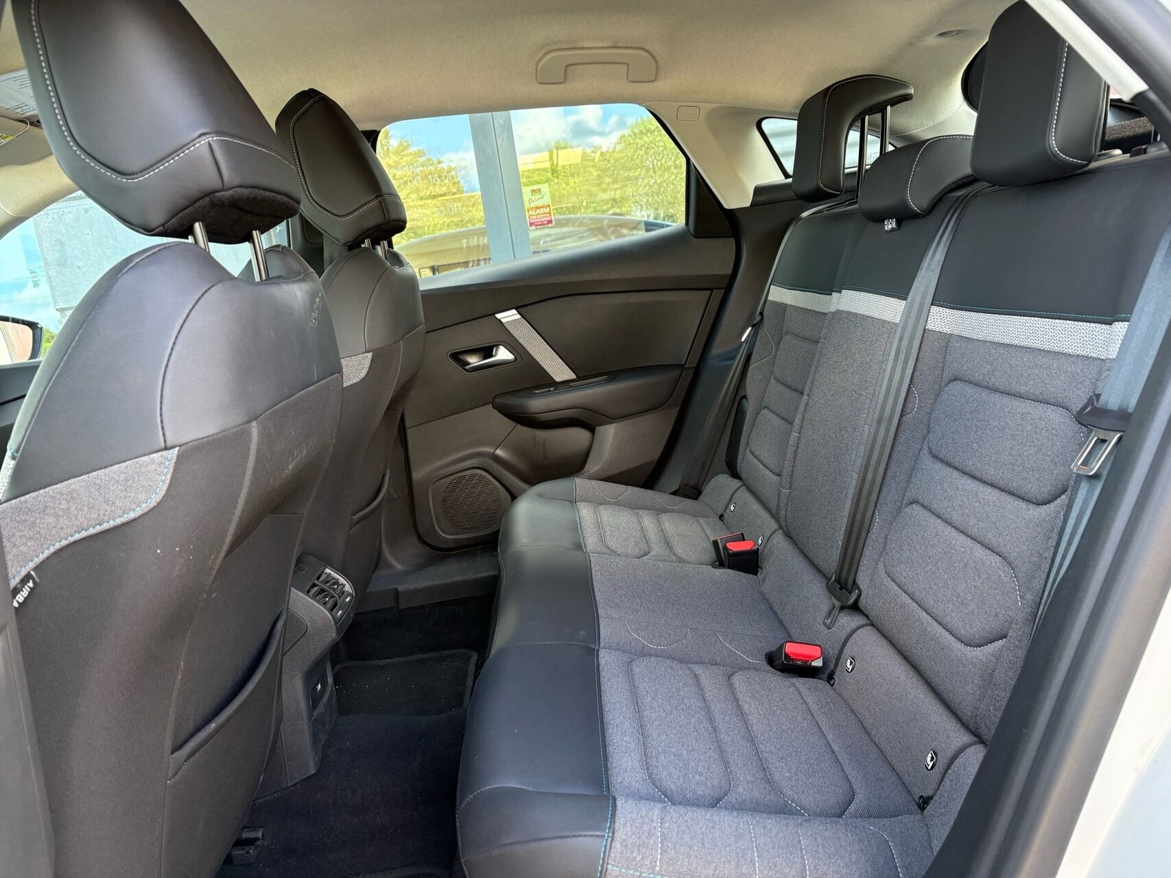 Hvid Citroën C4 fra 2024