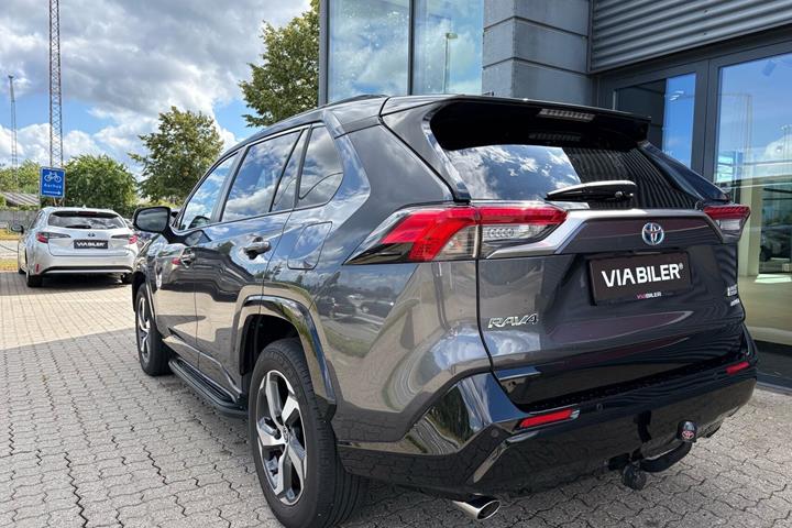Grå Toyota RAV4 Plug-in fra 2021