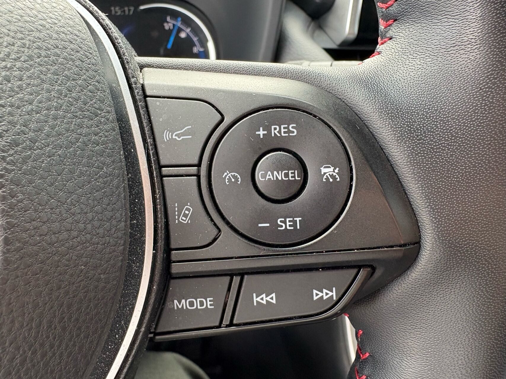 Grå Toyota RAV4 Plug-in fra 2021
