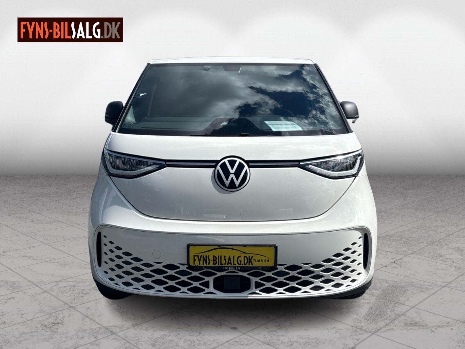 Hvid VW ID.Buzz Cargo fra 2026 set udefra