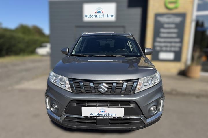 Grå Suzuki Vitara fra 2019