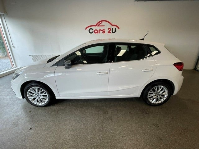 Hvid Seat Ibiza fra 2022