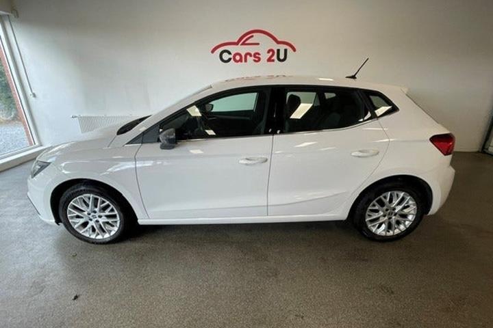 Hvid Seat Ibiza fra 2022