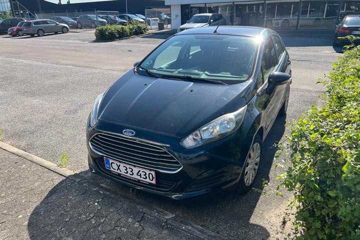 Grøn Ford Fiesta fra 2014