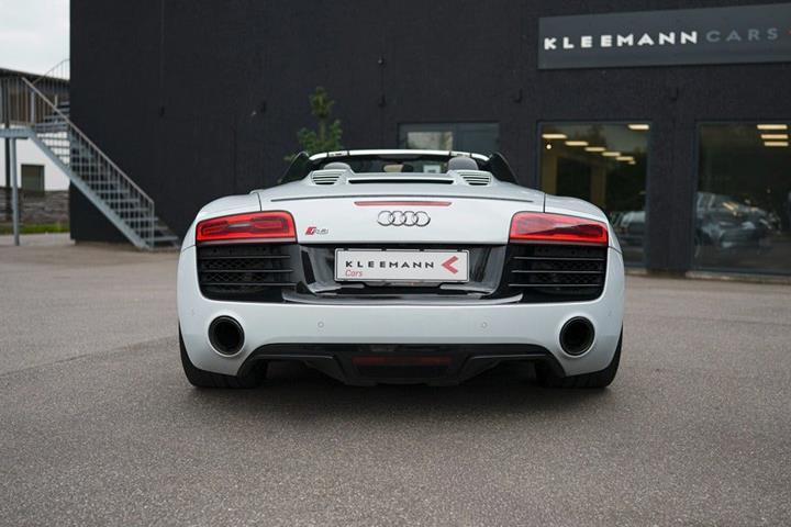 Hvid Audi R8 fra 2014