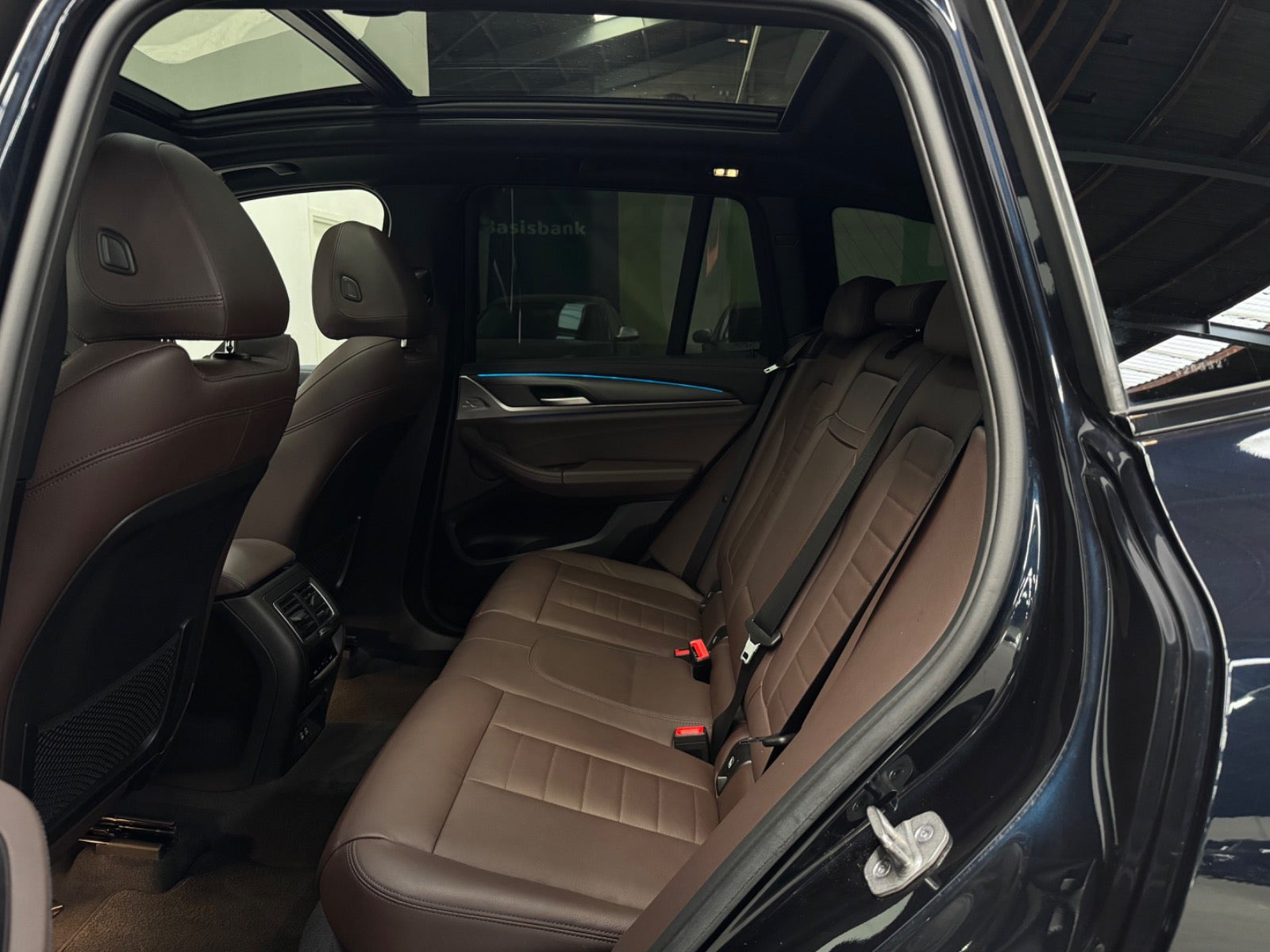 Sort BMW iX3 fra 2022