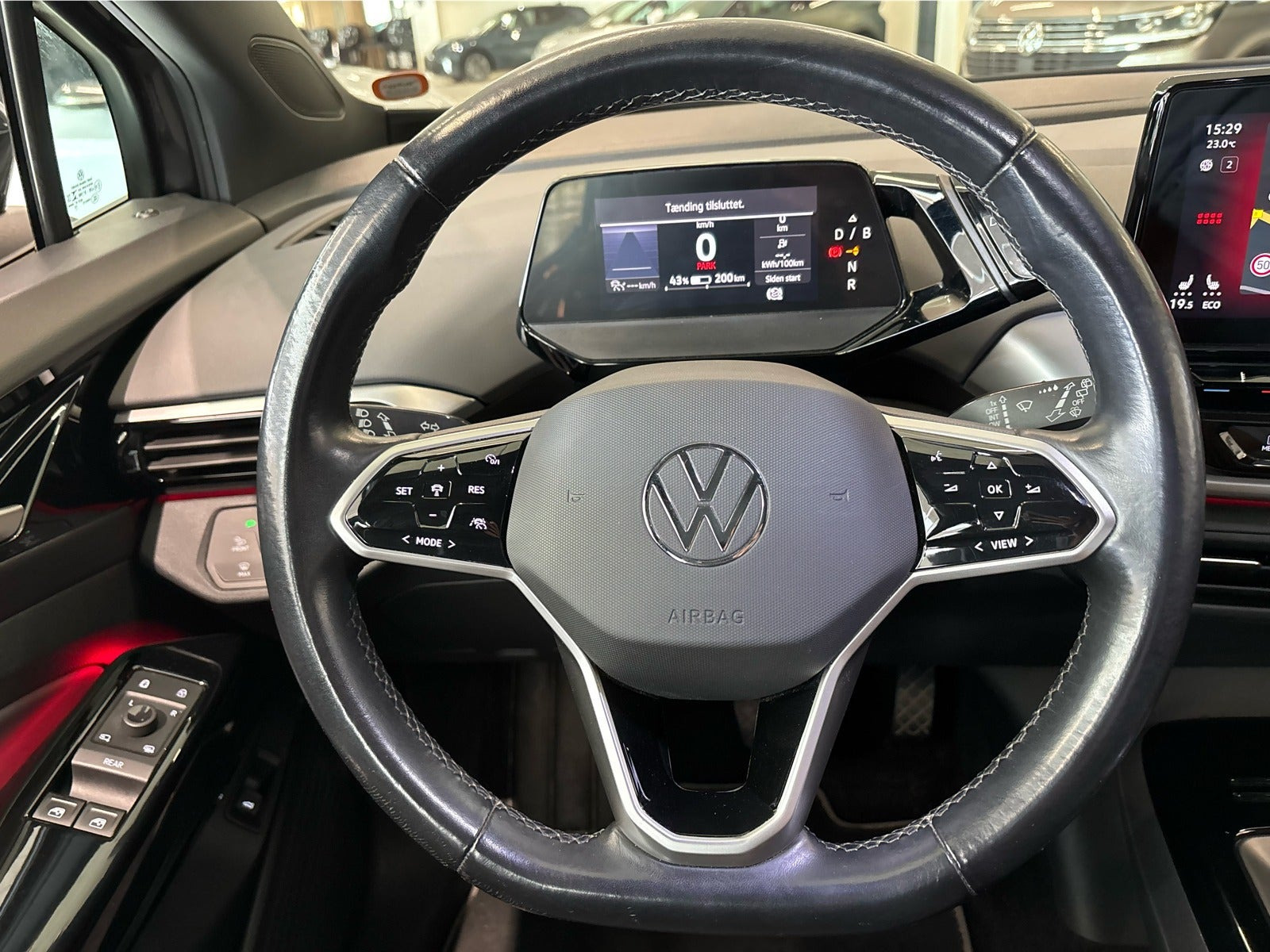 Grå VW ID.4 fra 2022