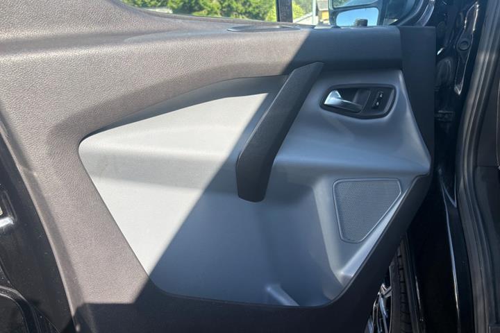 Sort Ford Transit Custom 310 L2 fra 2017