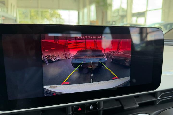 Hvid Fiat 500e fra 2023