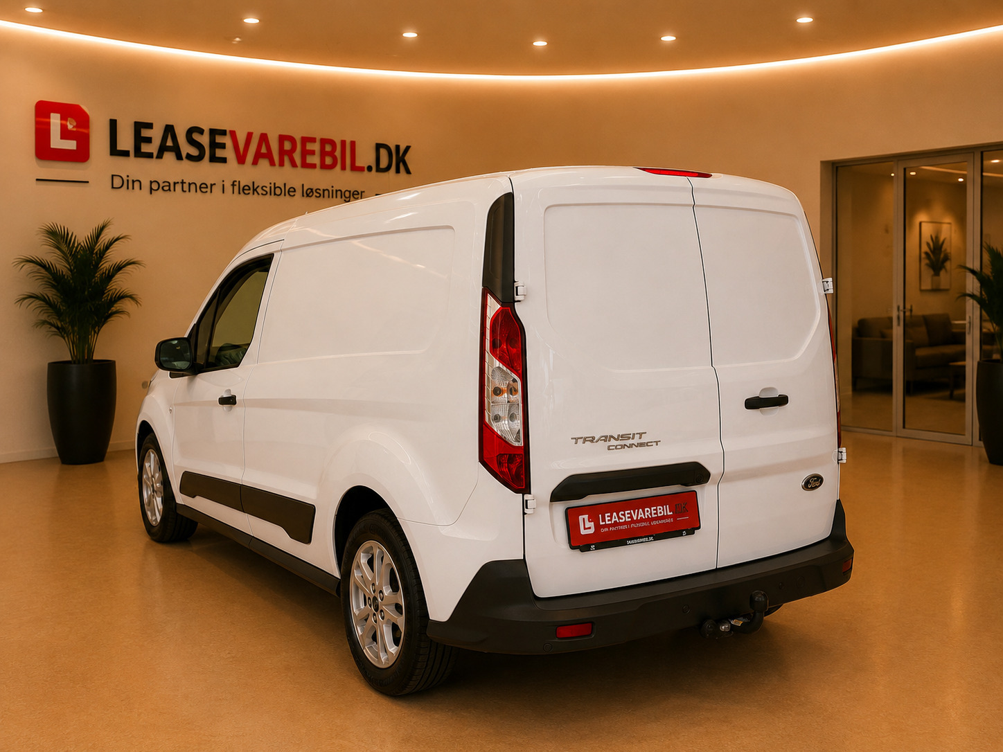 Hvid Ford Transit Connect fra 2022