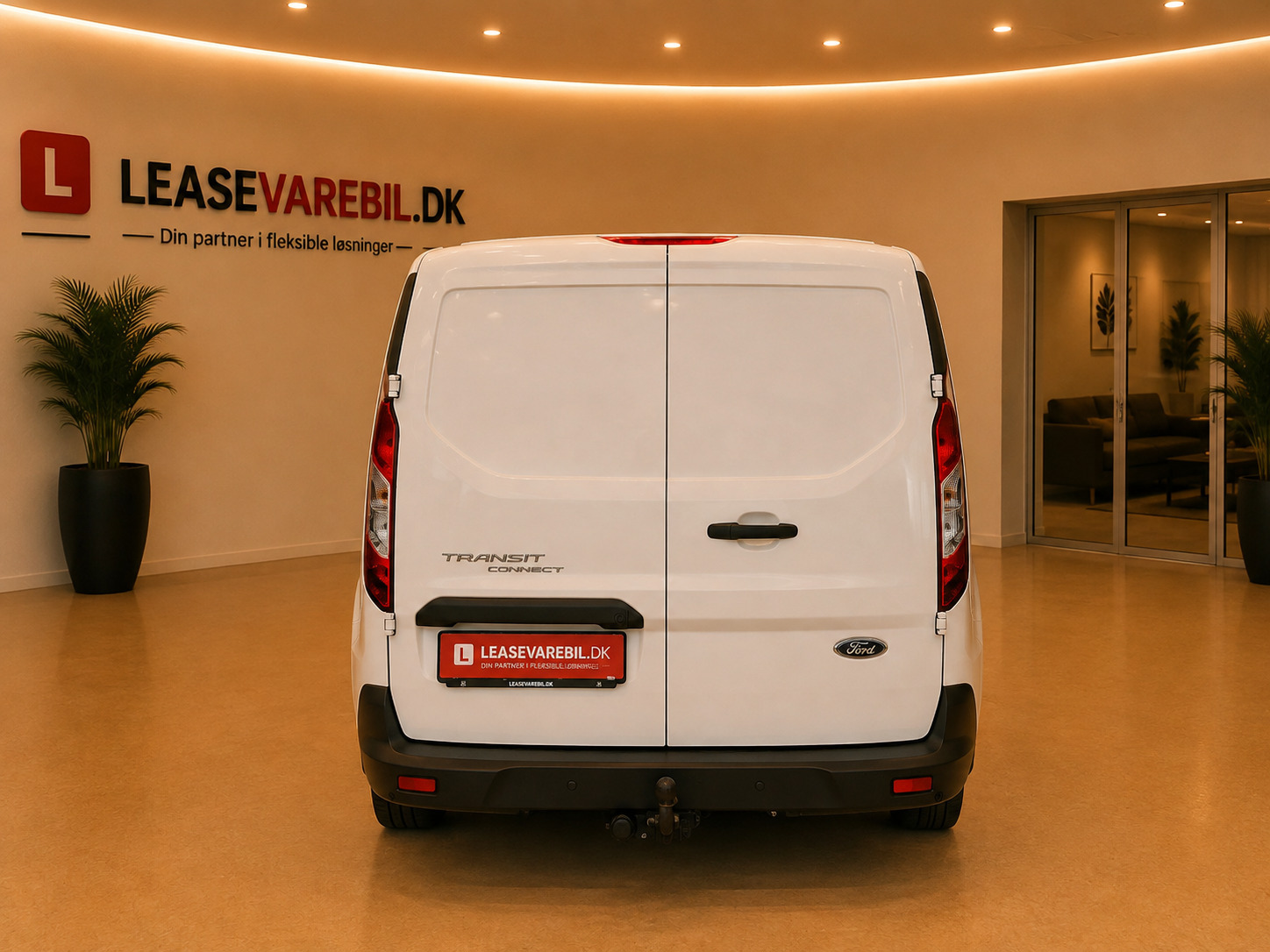 Hvid Ford Transit Connect fra 2022