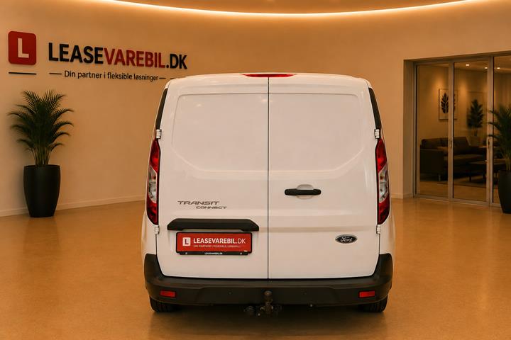 Hvid Ford Transit Connect fra 2022