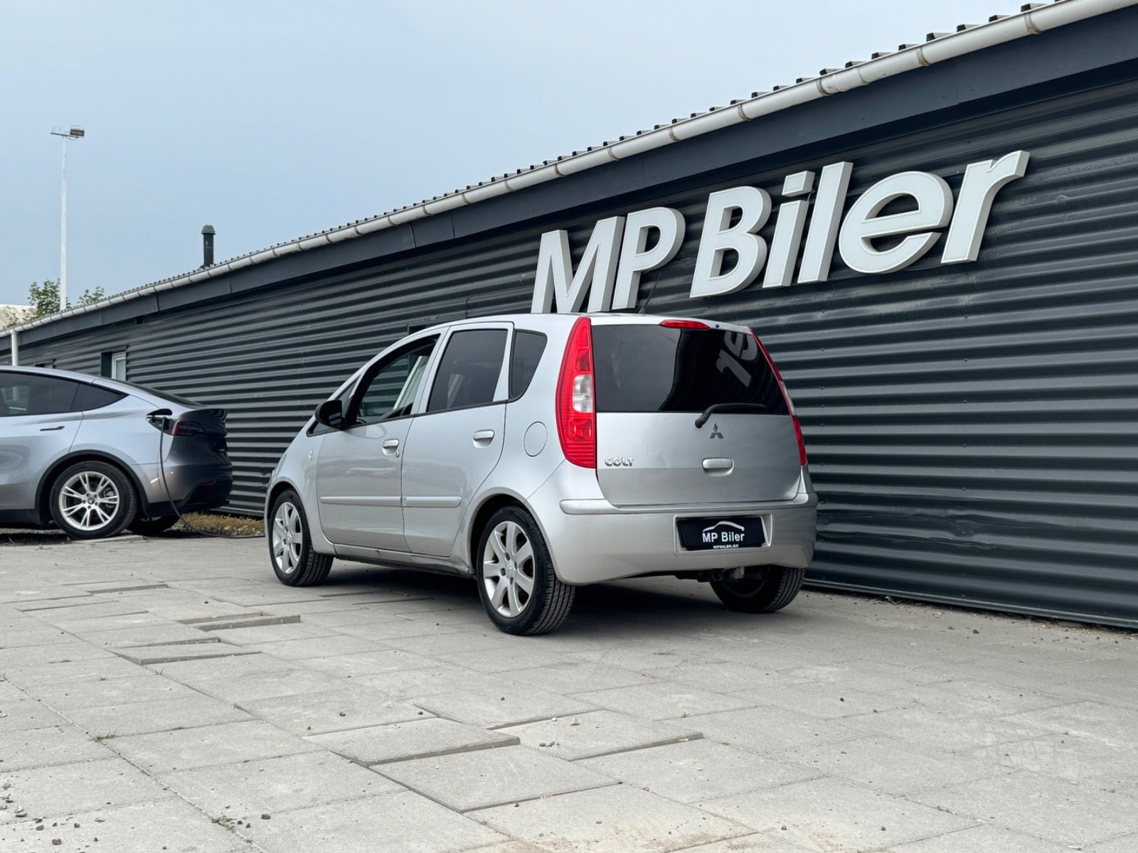 Sølv Mitsubishi Colt fra 2007