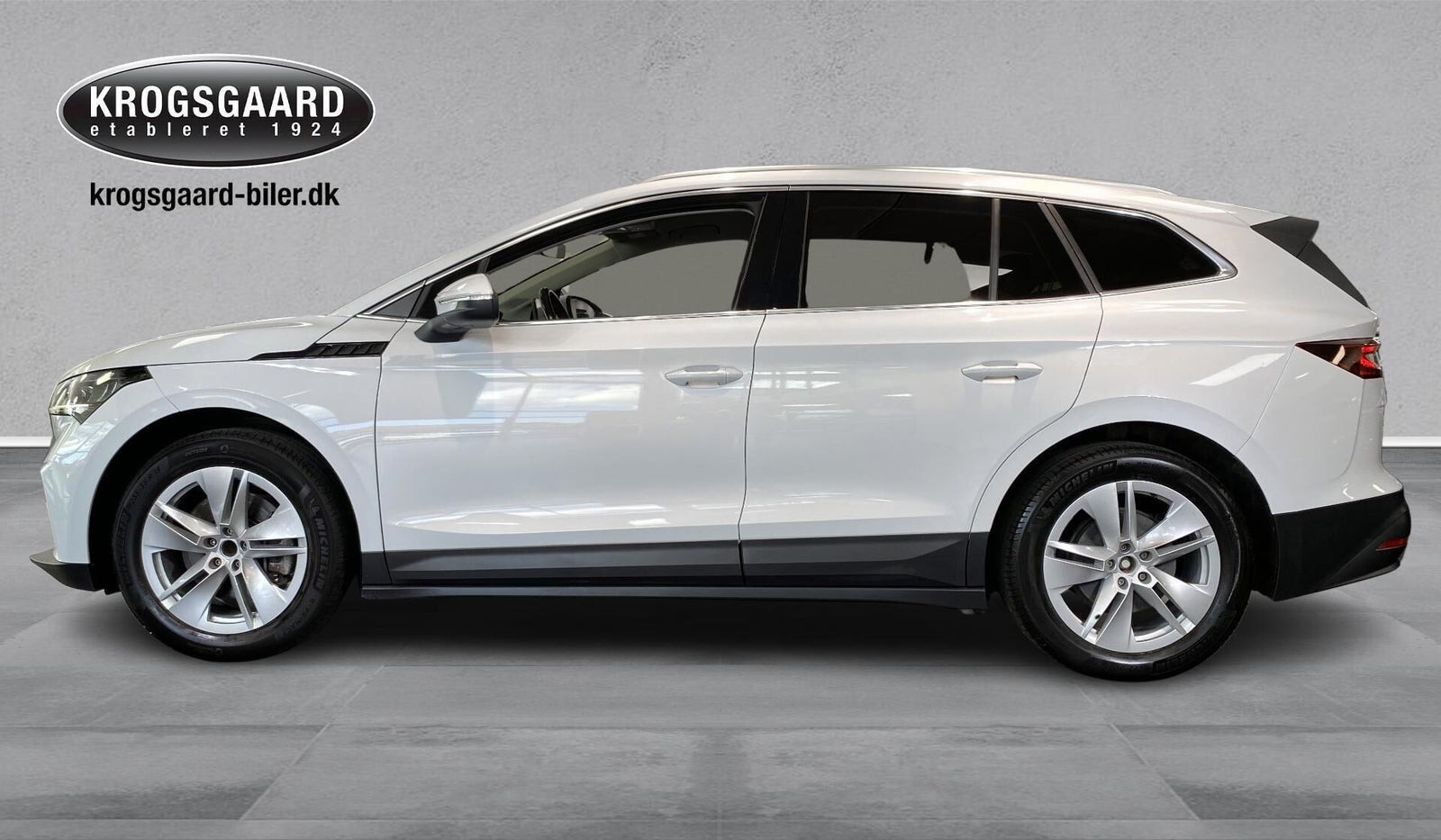 Hvid Skoda Enyaq fra 2022