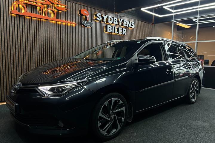 undefined Toyota Auris fra 2016