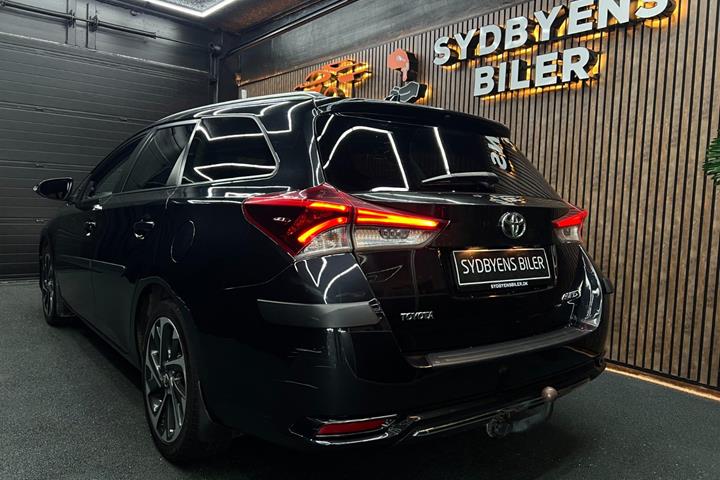 undefined Toyota Auris fra 2016