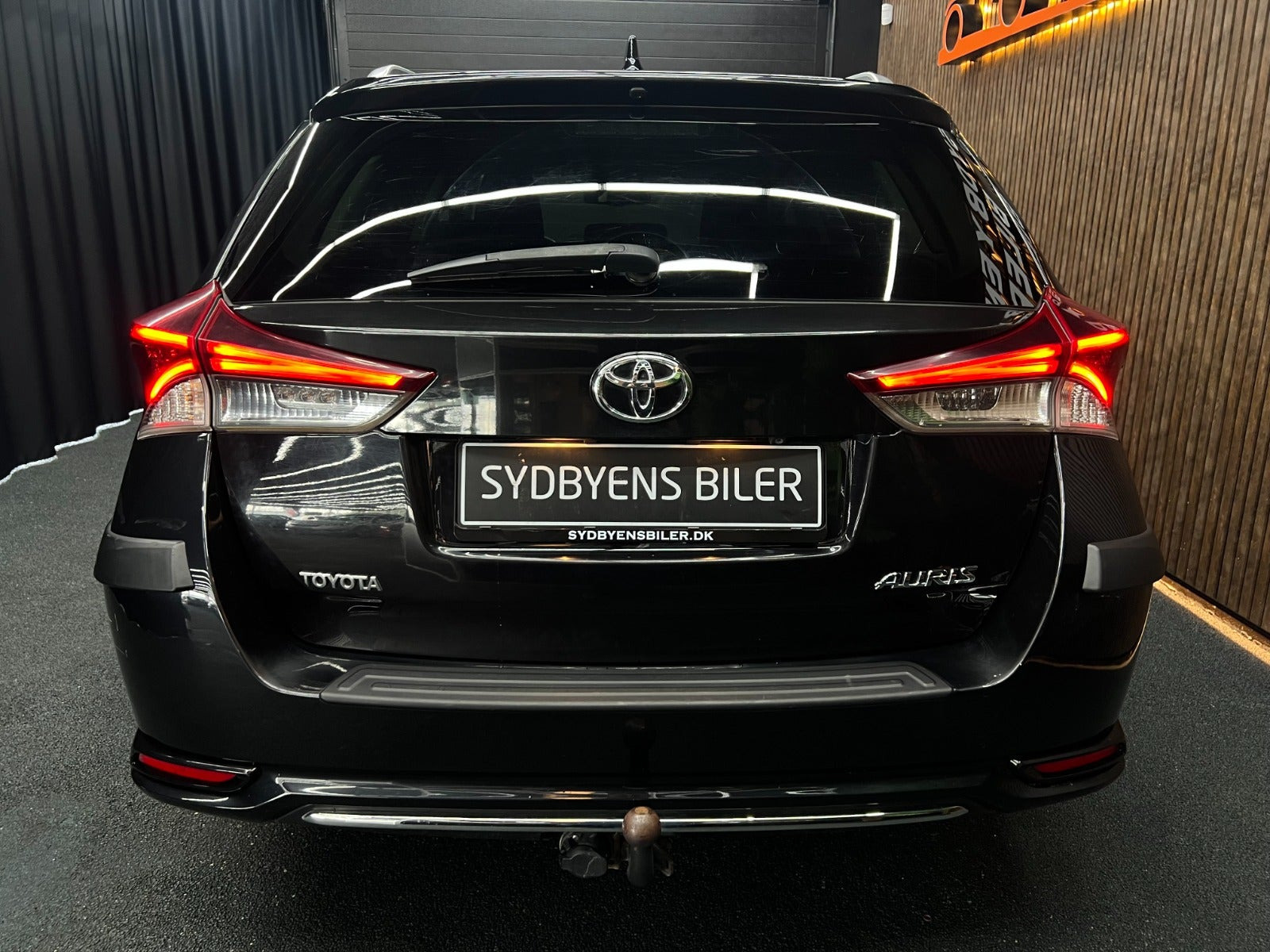 undefined Toyota Auris fra 2016