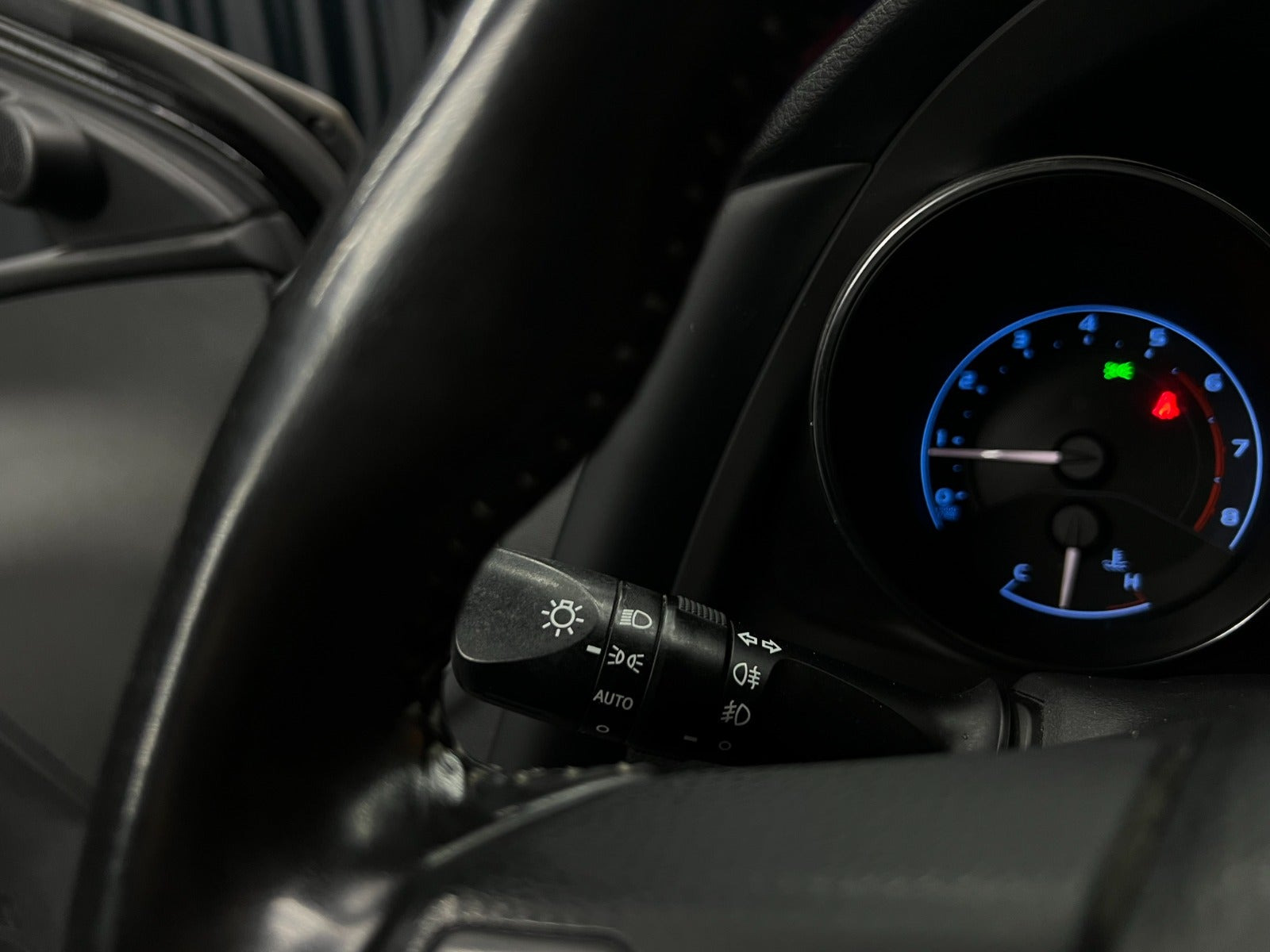 undefined Toyota Auris fra 2016