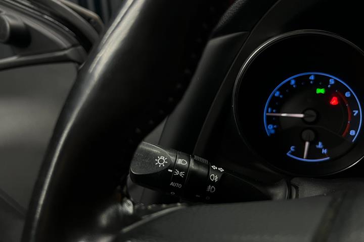 undefined Toyota Auris fra 2016