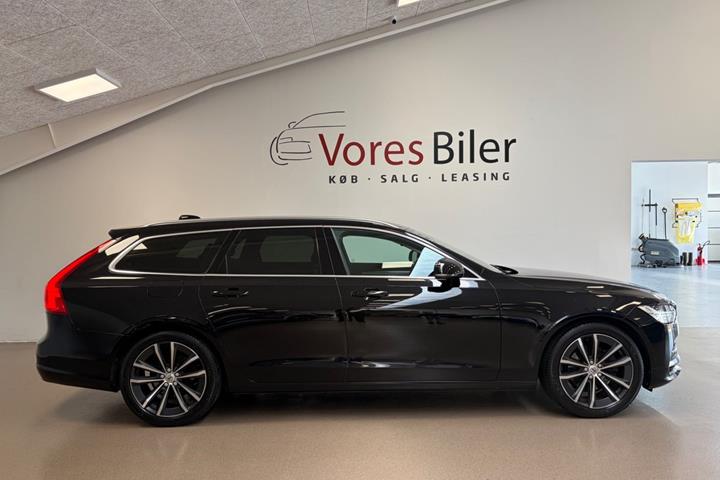 Sort Volvo V90 fra 2017