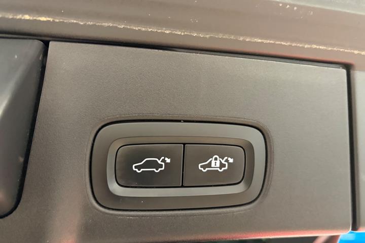 Sort Volvo V90 fra 2017