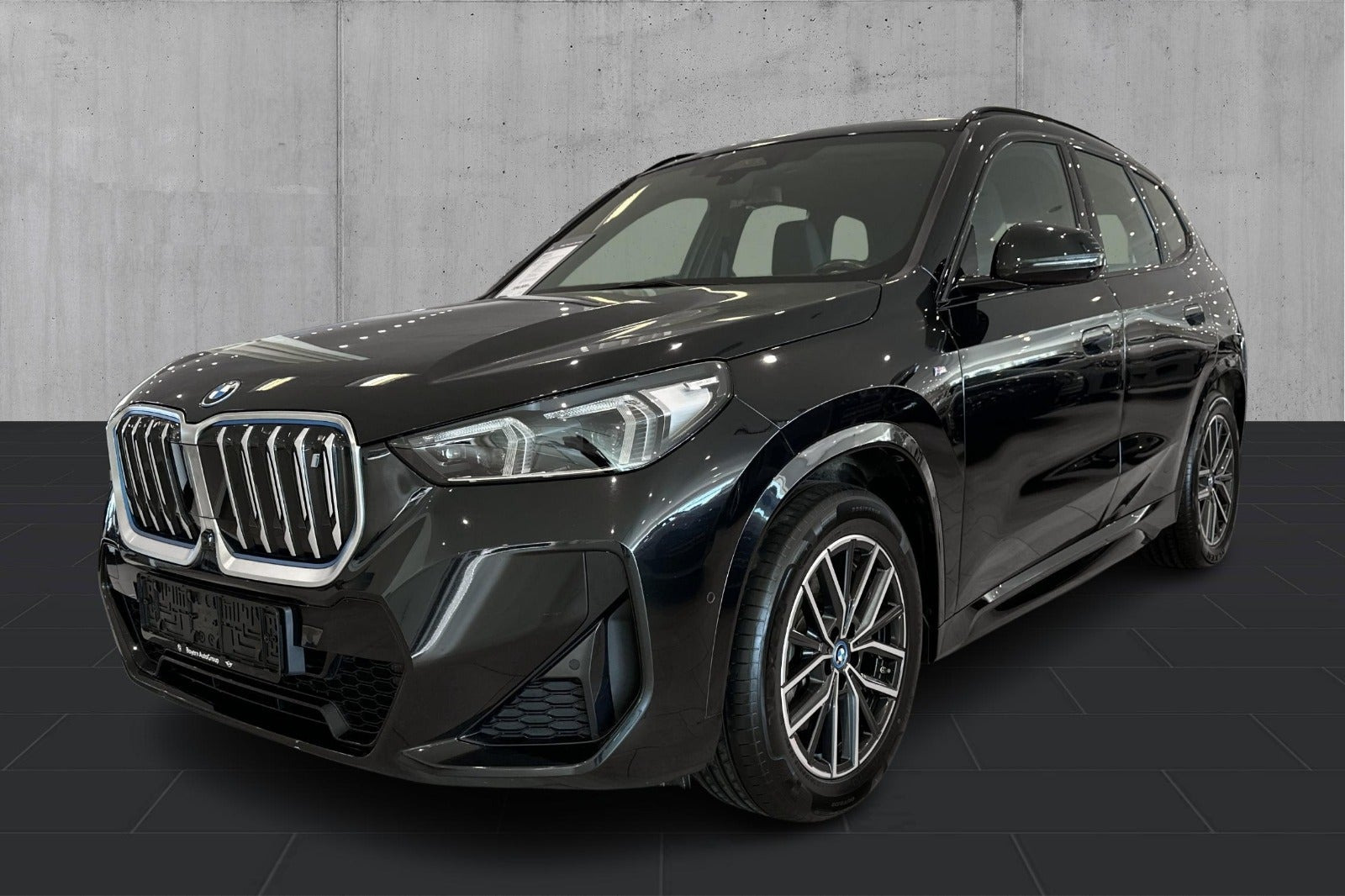 BMW iX1 xDrive30 M-Sport