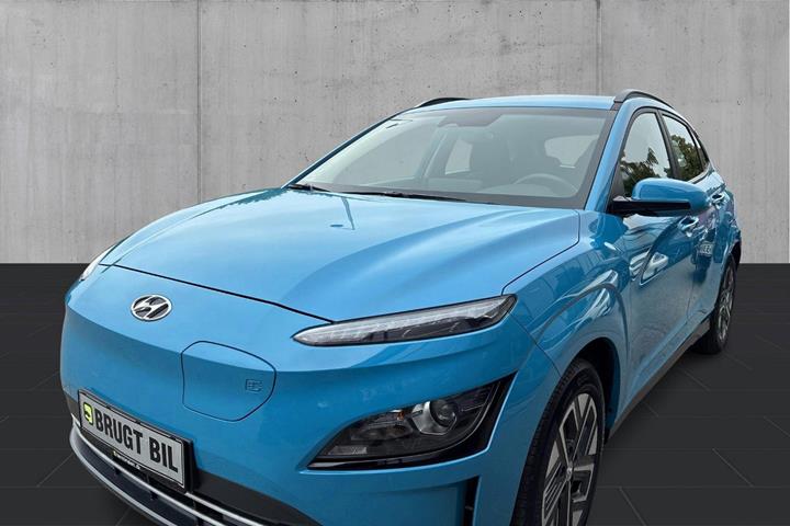 Blå Hyundai Kona fra 2022