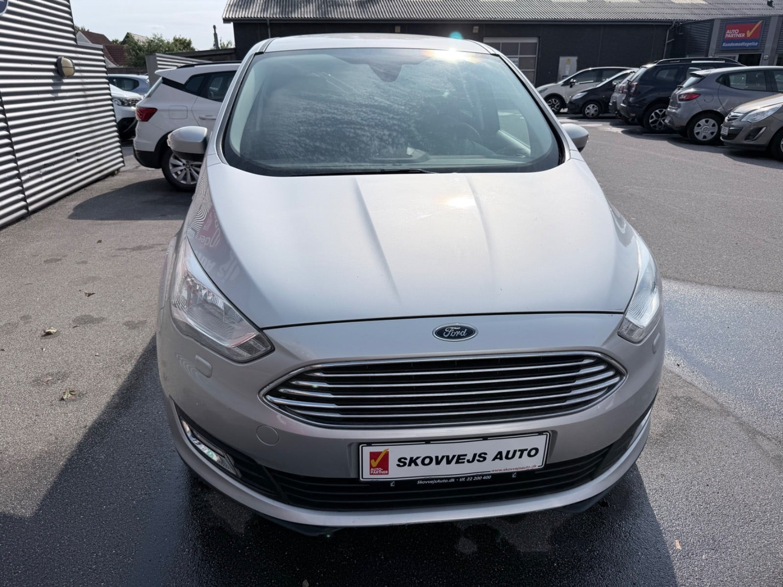 Sølv Ford C-MAX fra 2017