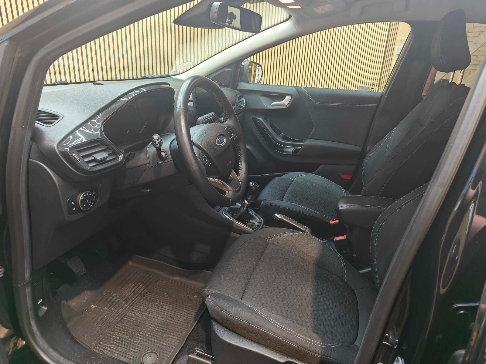 Sort Ford Puma fra 2020