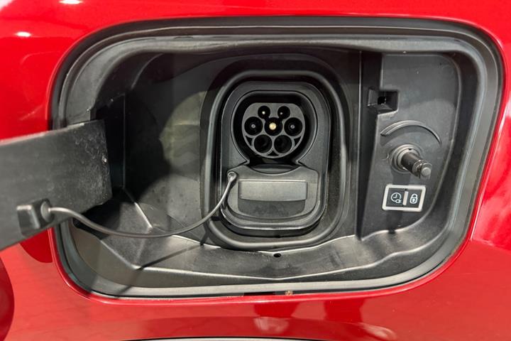 Rød Citroën ë-C4 fra 2023
