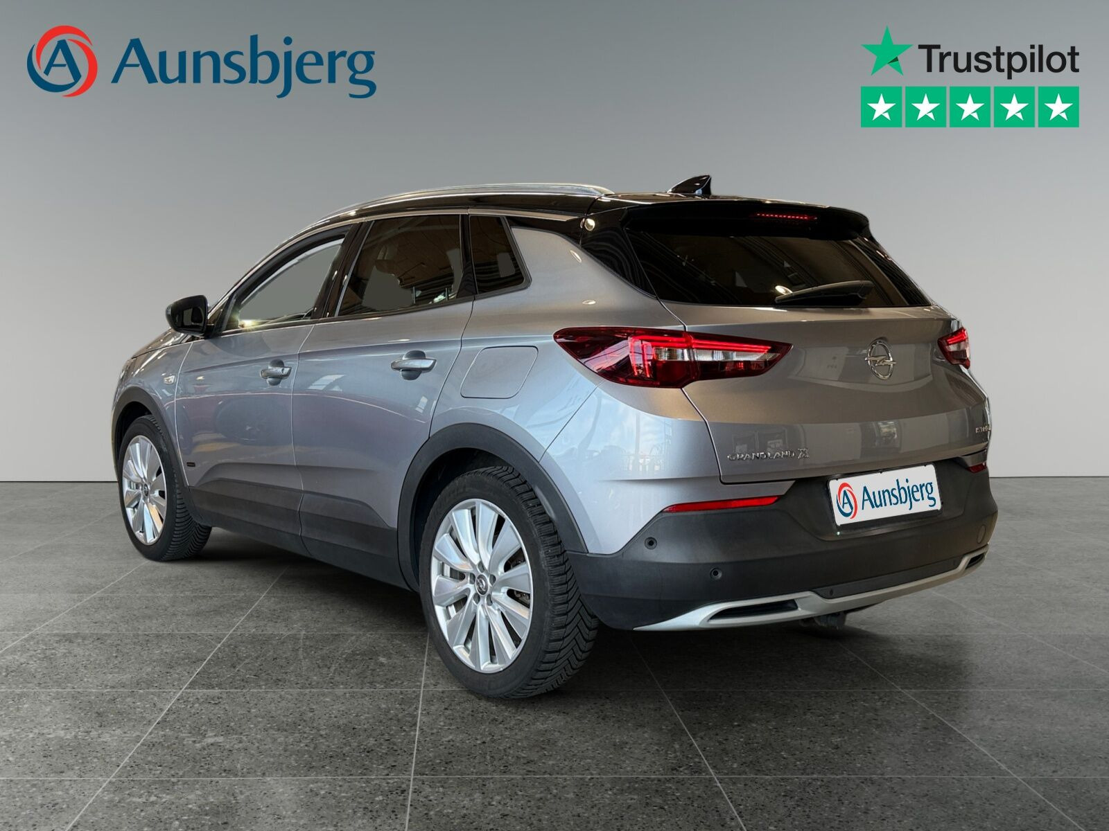 Sølv Opel Grandland X fra 2020