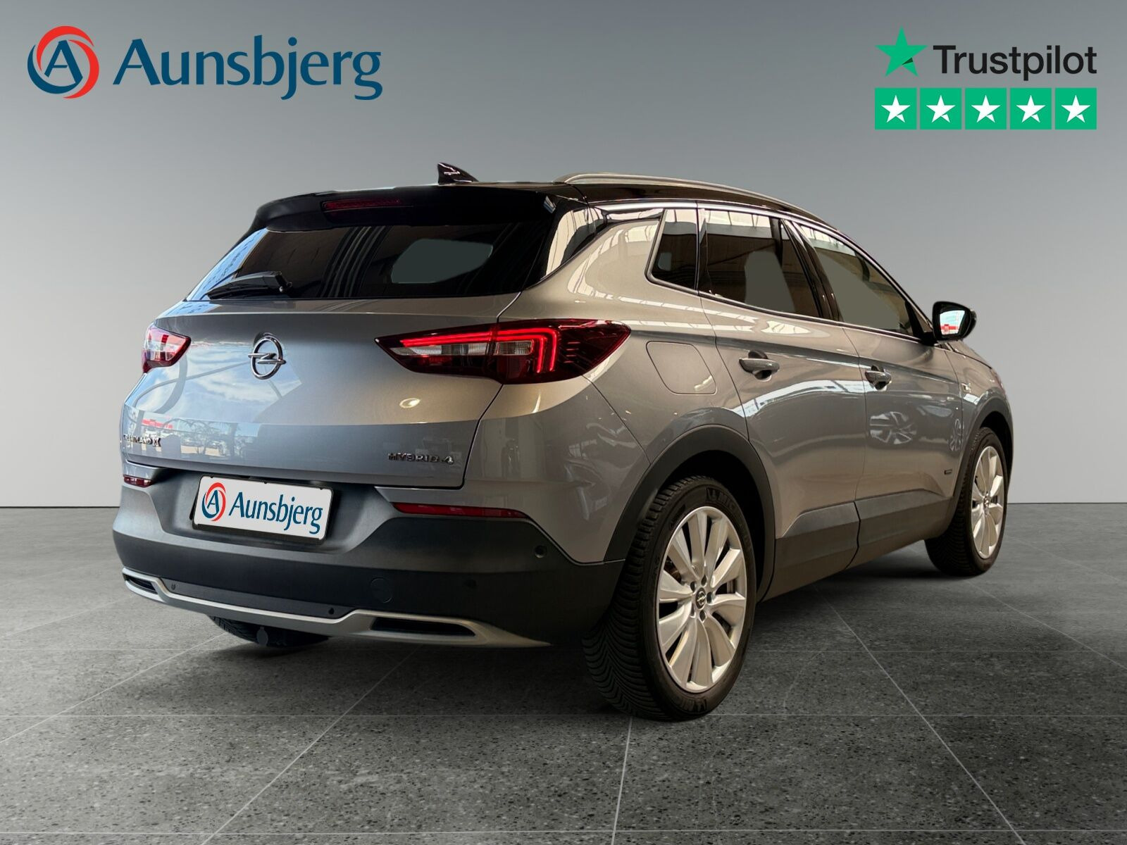 Sølv Opel Grandland X fra 2020