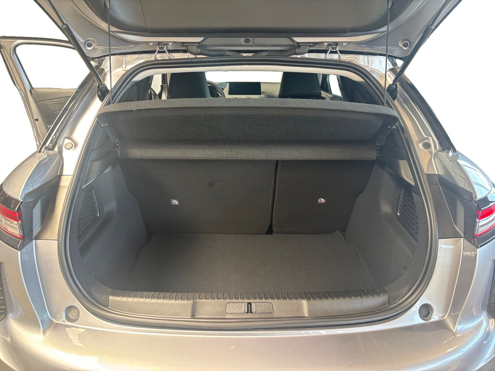 Grå DS DS 3 CrossBack fra 2024