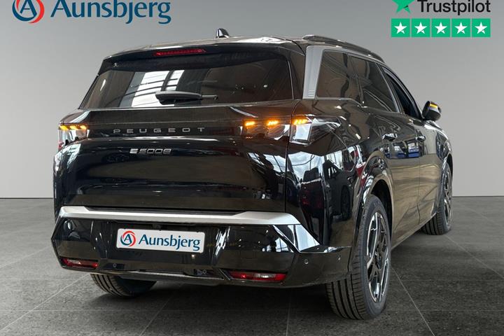 Sort Peugeot e-5008 fra 2025