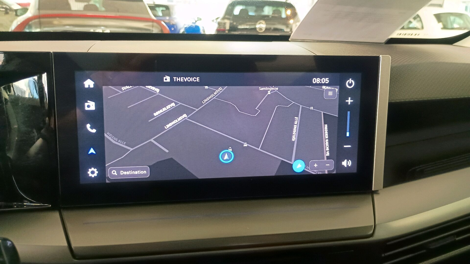 Sølv Opel Frontera fra 2025