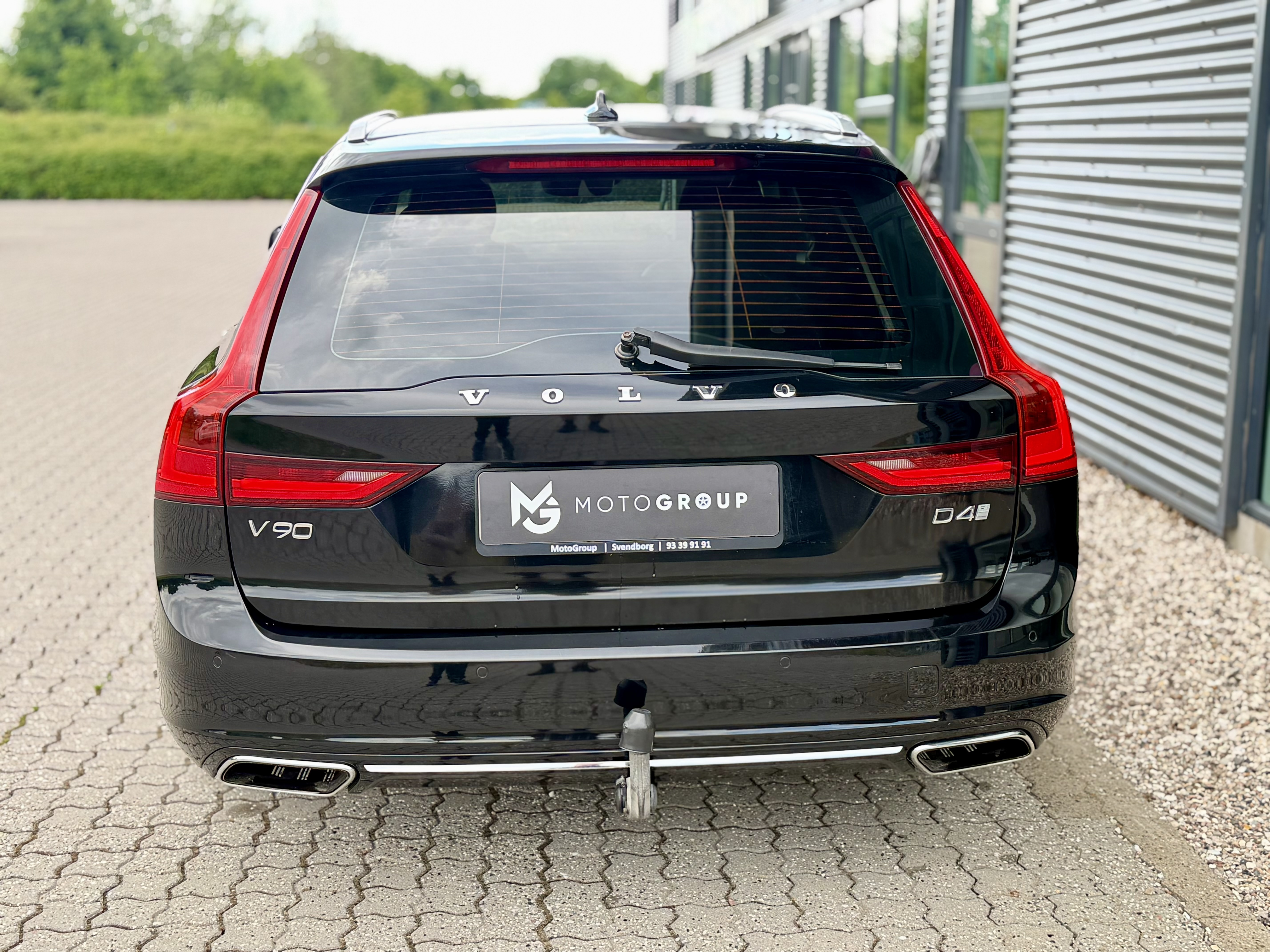 Sort Volvo V90 fra 2017