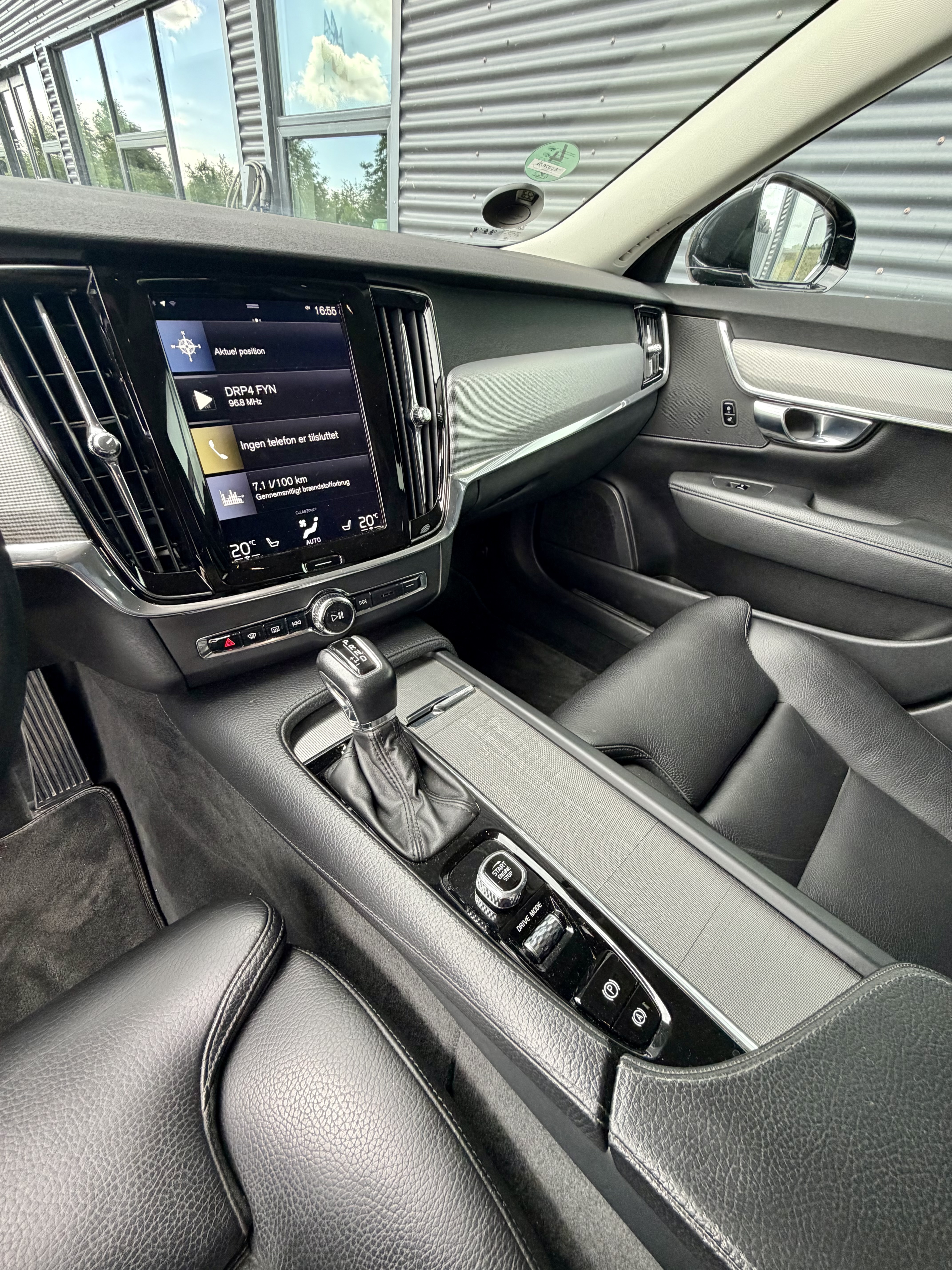 Sort Volvo V90 fra 2017